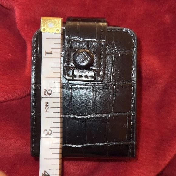 Black Croc vegan leather lipstick case with mirror - Picture 7 of 7